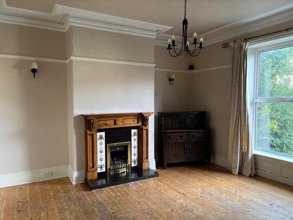 Gledholt Road, Huddersfield photo 4