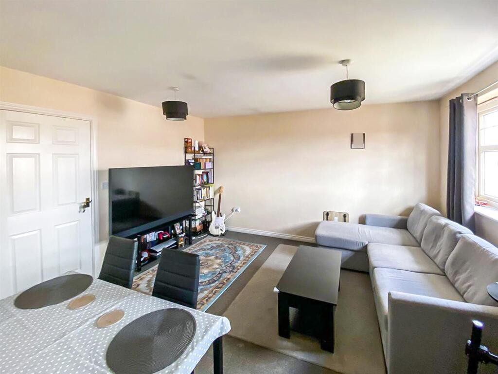 Apartment in Coventry - View 2