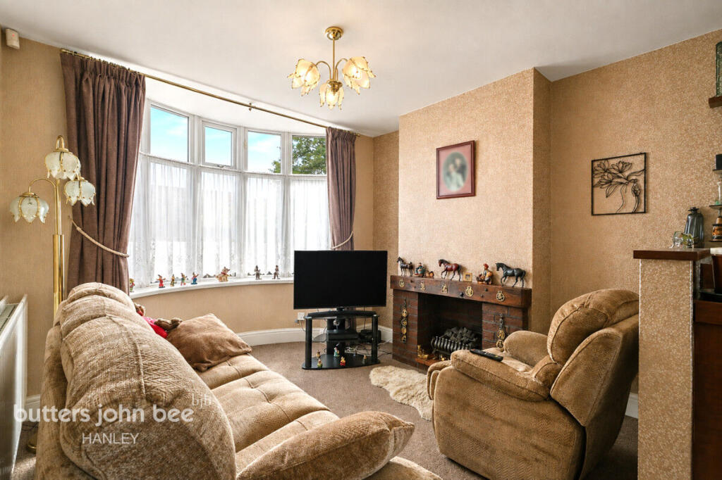 House in Stoke-on-Trent - View 5