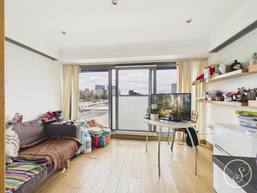 Apartment in Leeds - View 2