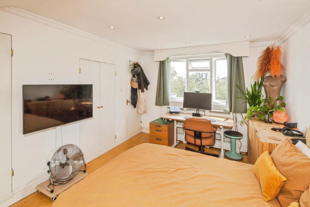 Apartment in London, East Dulwich - More