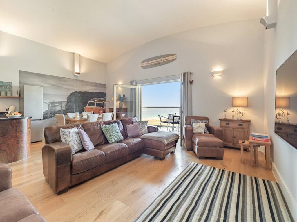 2-bed flat on Pentire Road, Newquay, Cornwall, TR7, £450,000