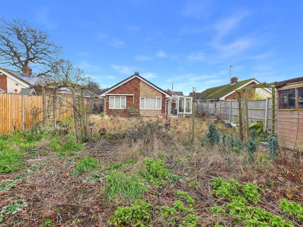 Parkside, Little Paxton, St. Neots photo 4