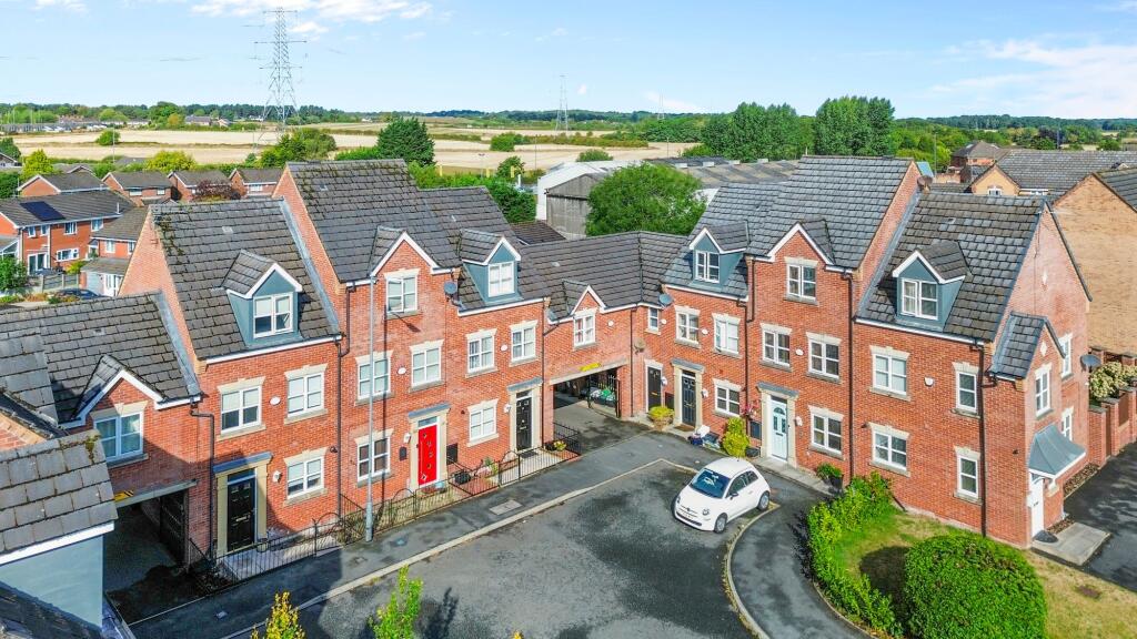 House in St Helens, Liverpool City Region - View 3