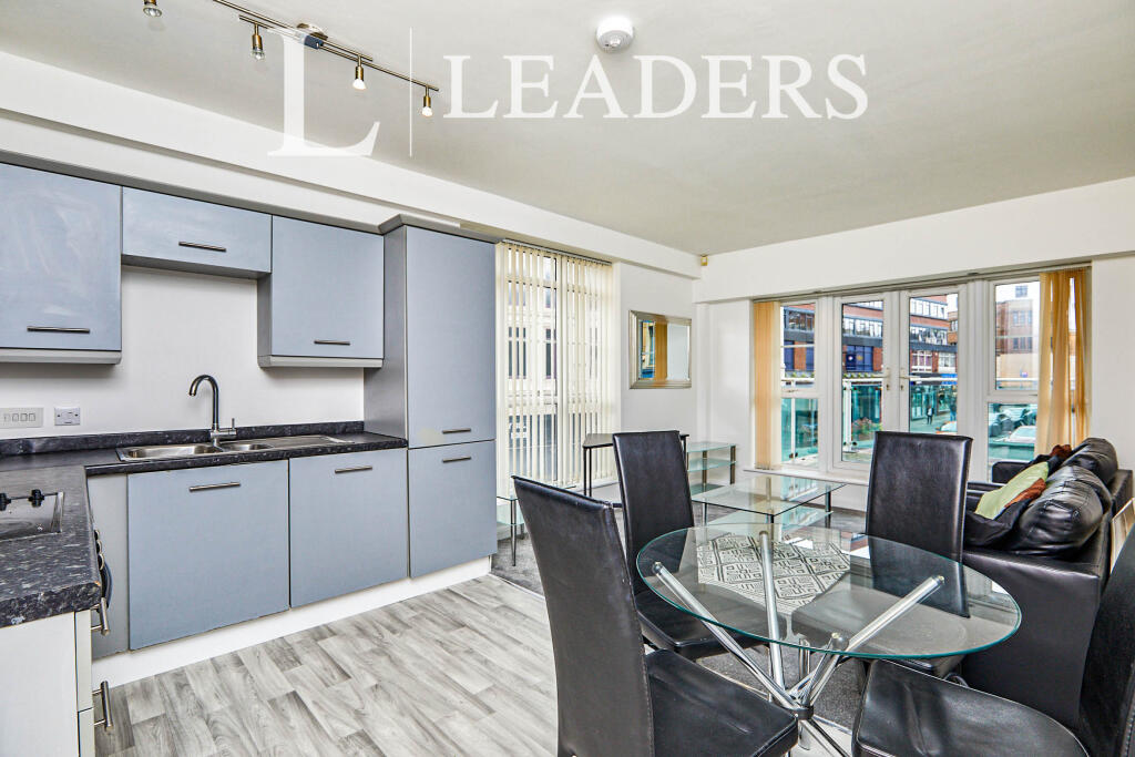 Apartment in Derby - View 3