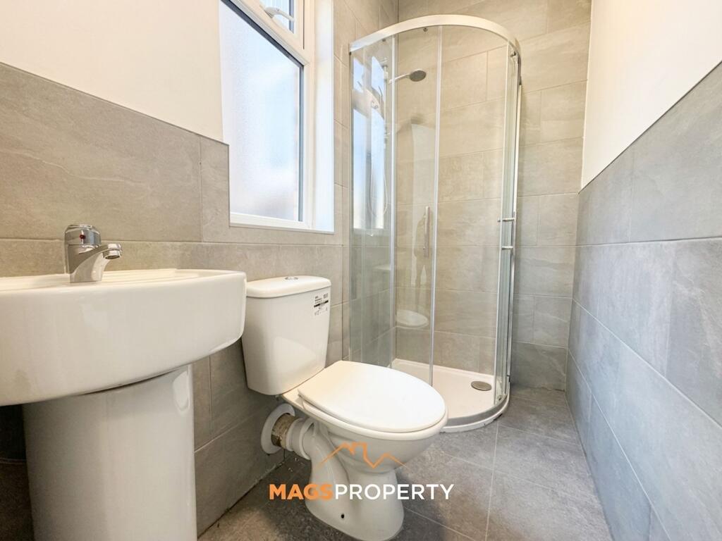 Apartment in Liverpool - View 4