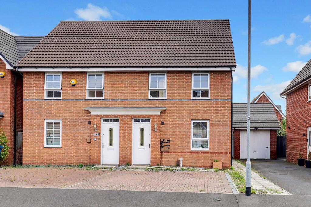 Gum Tree Close, Edwalton, NG12
