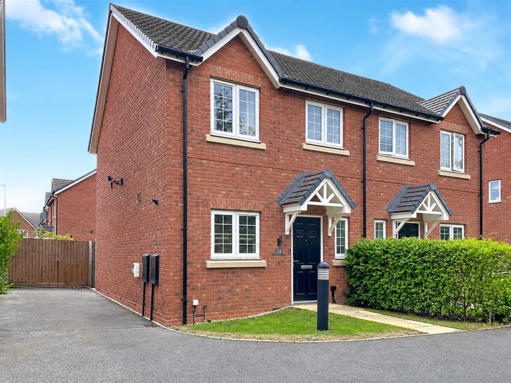 Main image of property: Hawthorn Drive, Burton Green, Kenilworth