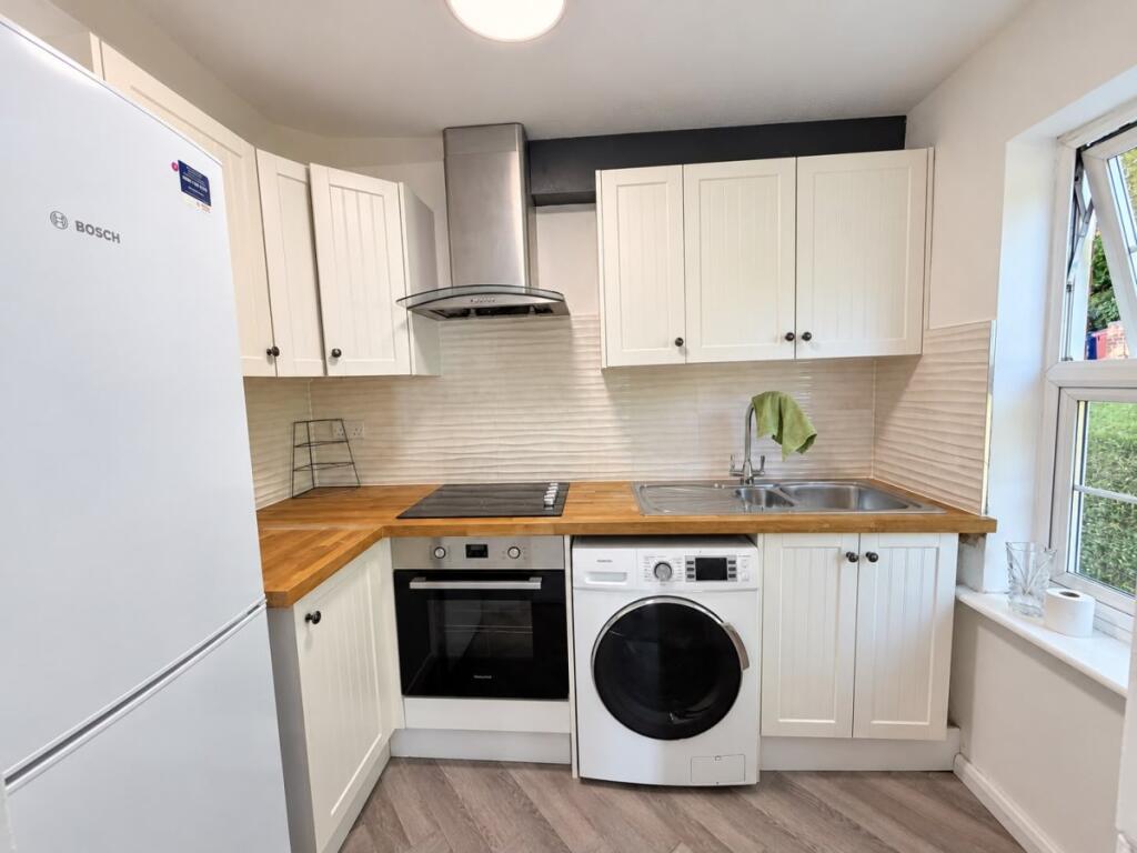 Apartment in Hemel Hempstead - View 4