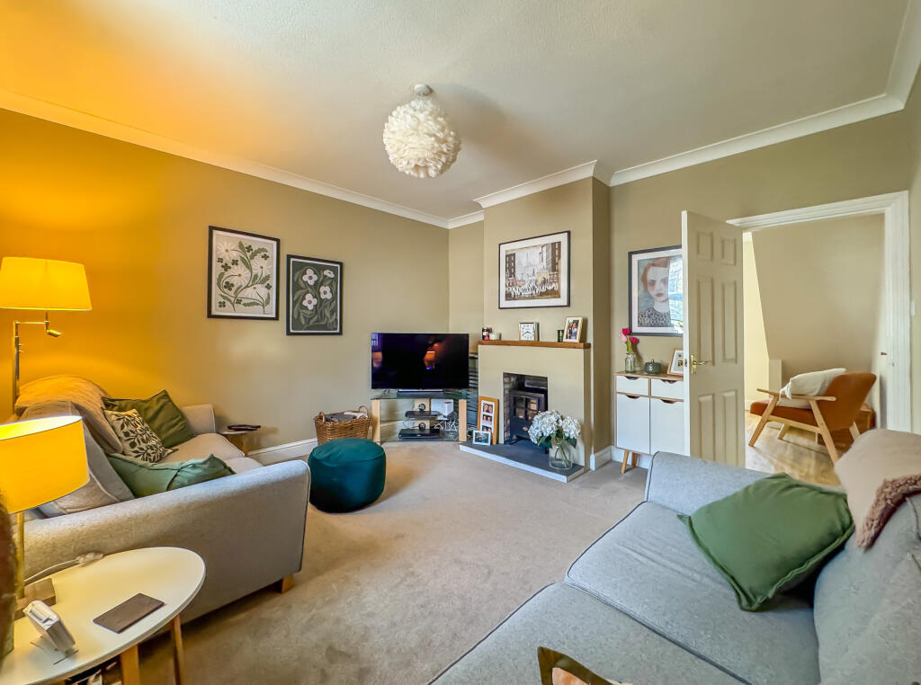 Exning Road, Newmarket, Suffolk - More
