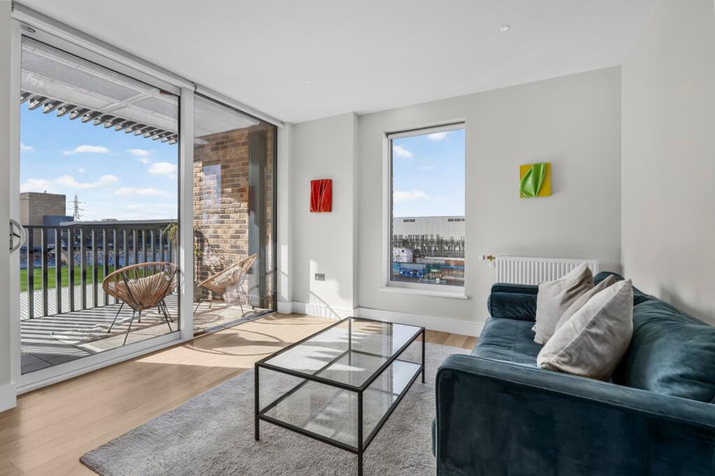 Main image of property: Greyhound Parade,
Wandsworth Common, SW17