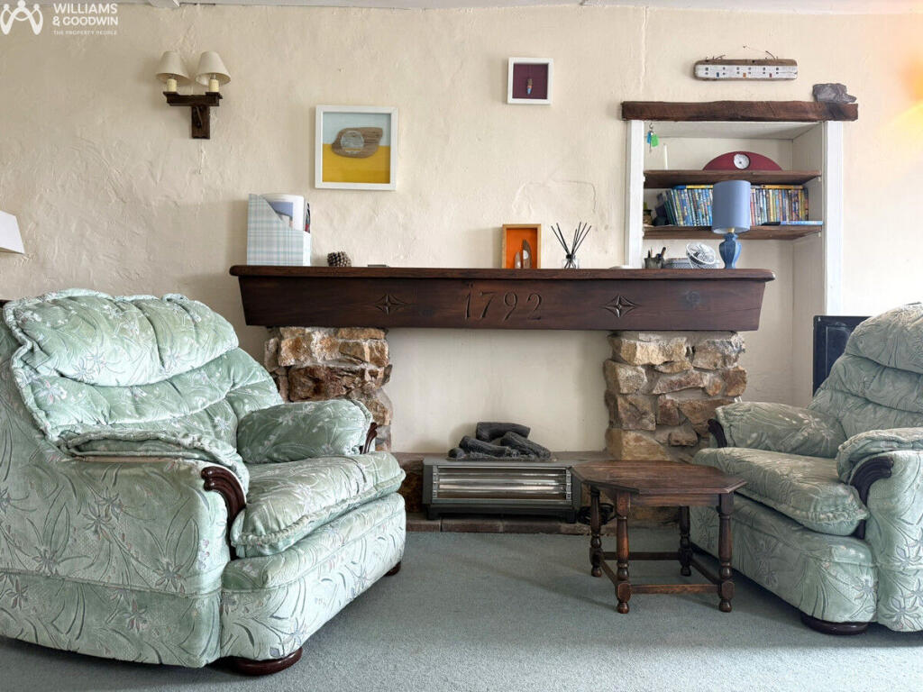Bryn Du, Ty Croes, Anglesey, LL63 photo 4