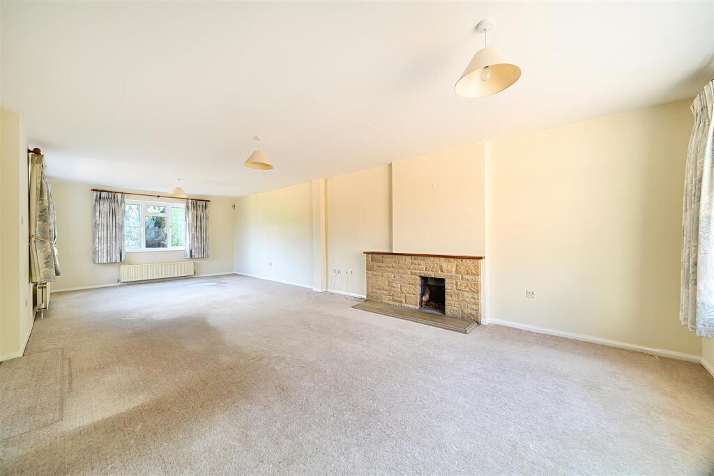 House in Taunton - View 3