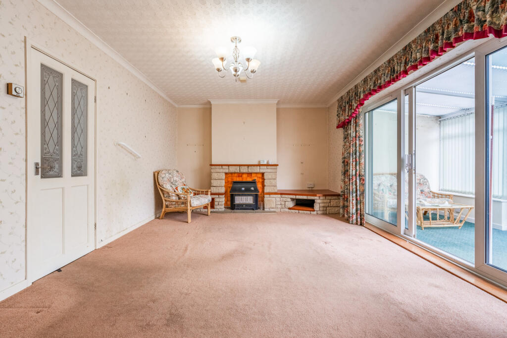 House in Worcester - View 4