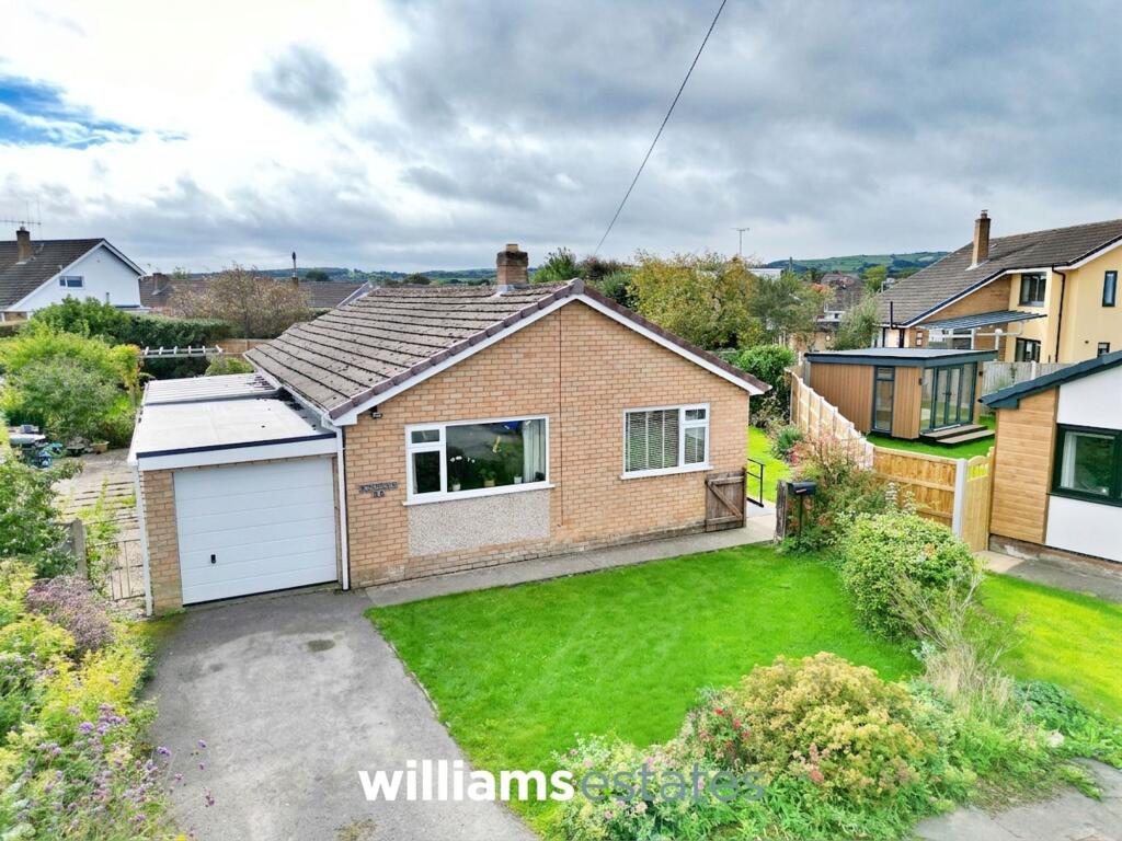 3-bed detached on Dalar Wen, Denbigh, LL16, £245,000