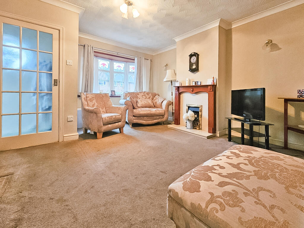 Neath Way, Bloxwich, Walsall photo 3