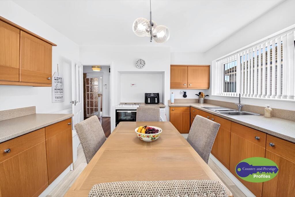 House in Hinckley and Bosworth, Burbage - View 3