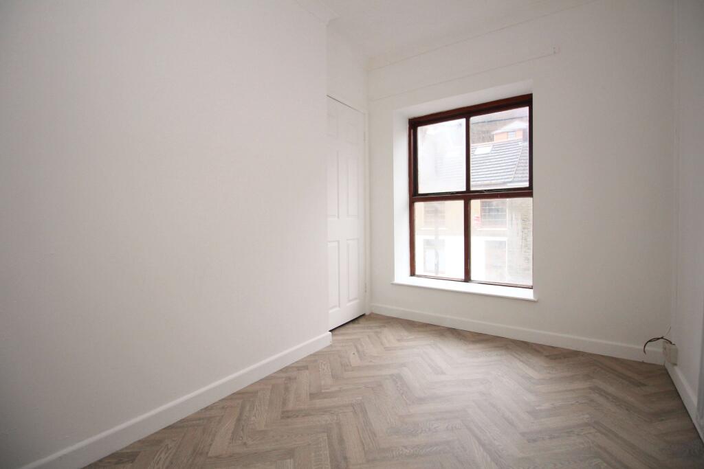 Apartment in Cardiff - View 5