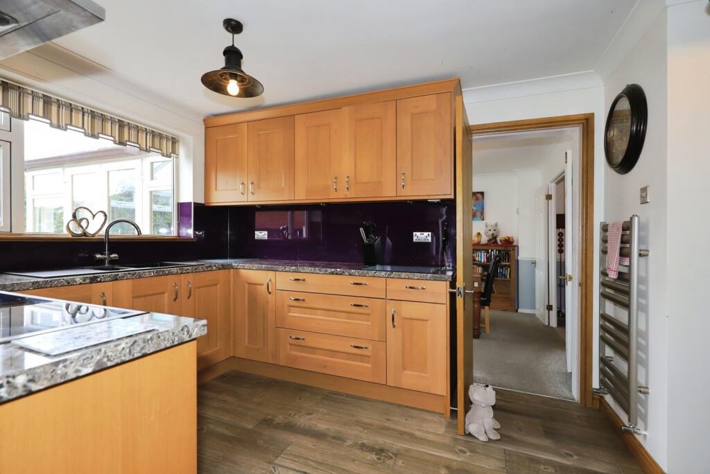 House in South Staffordshire, Perton - View 5