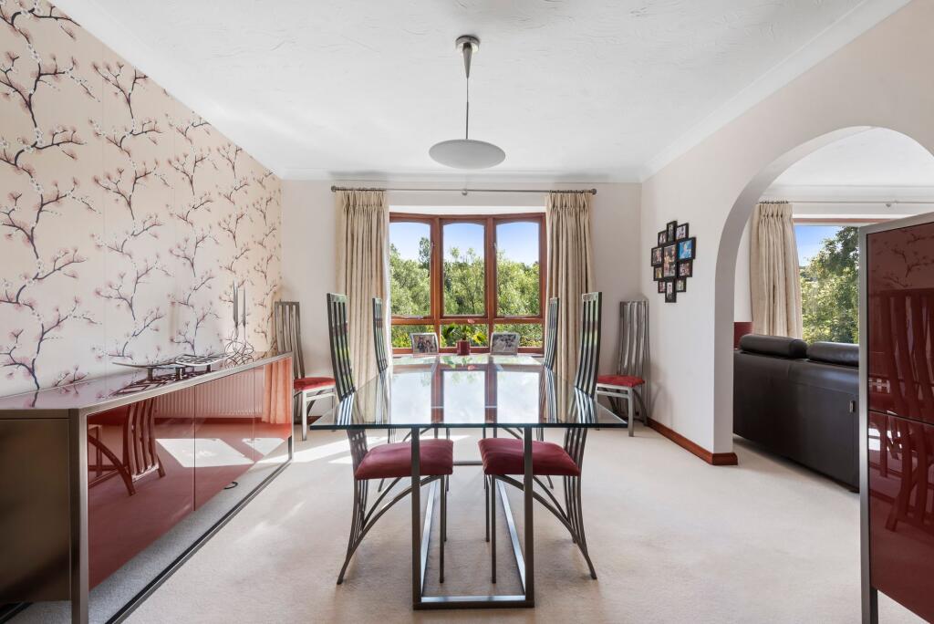 House in Prestbury, Dale Brow - View 5