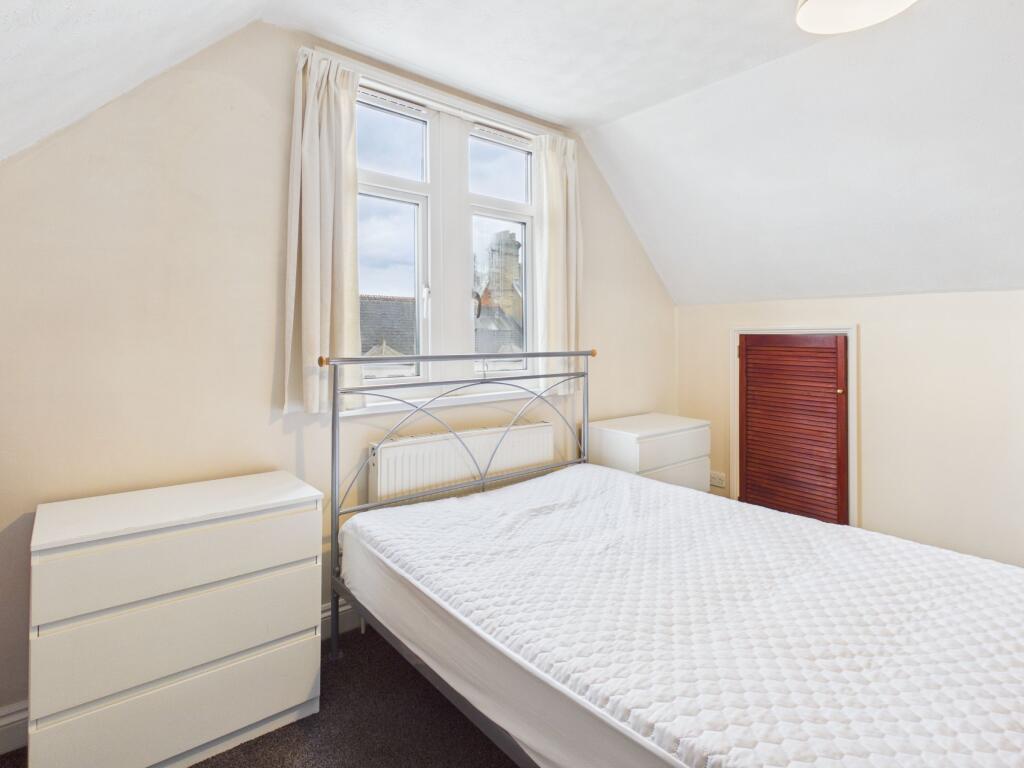 Main image of property: Room 7, Divinity Road