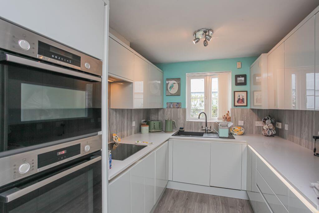 House in Cherwell, Banbury - More