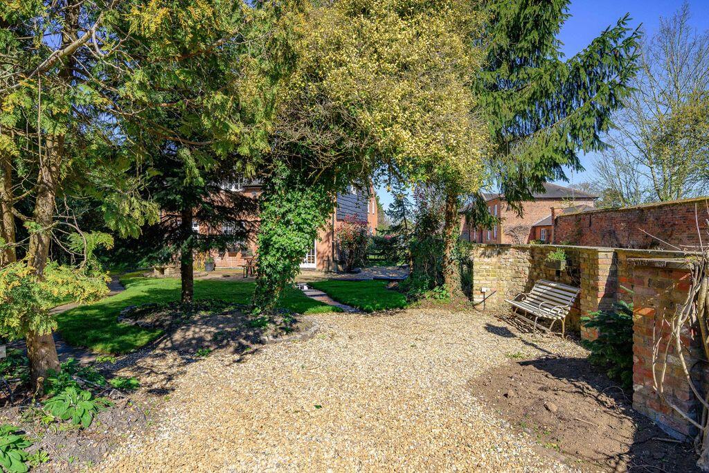 Additional image 26 of Woodside Place, Wildhill Road, Essendon