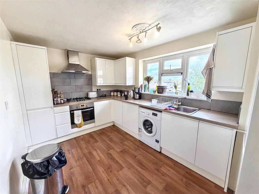 Main image of property: Cruikshank Road, London