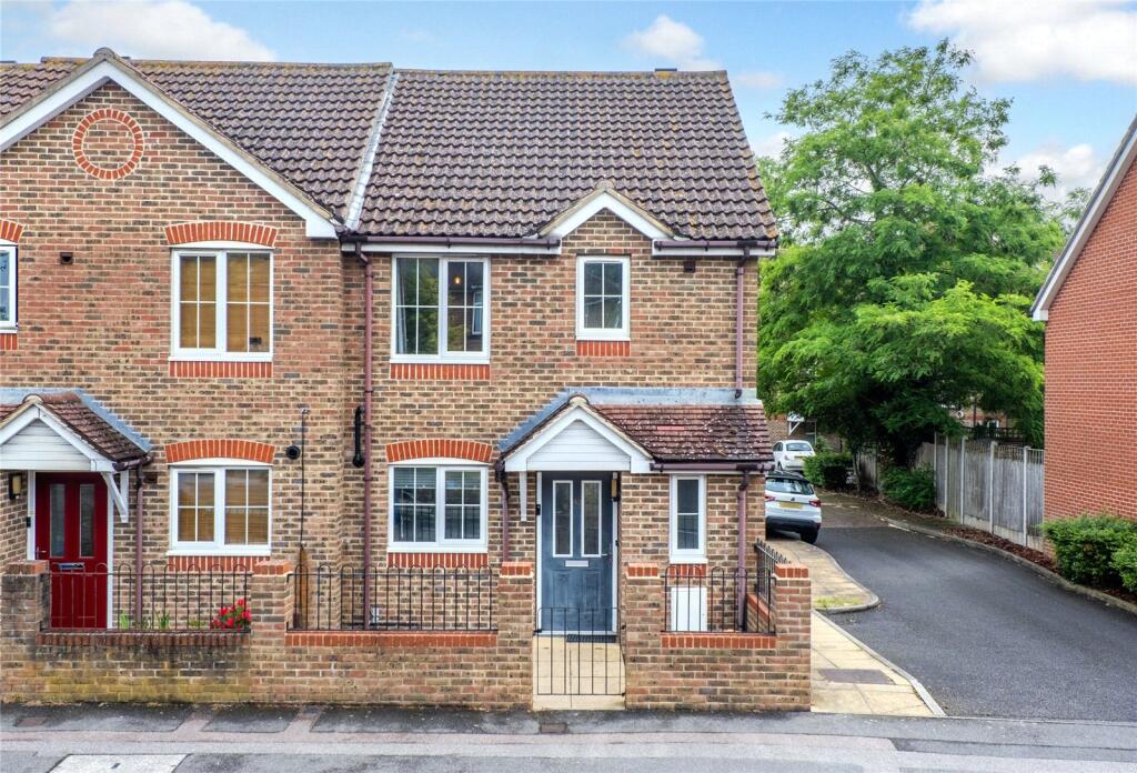 Main image of property: Hawthorn Road, Sittingbourne, Kent, ME10