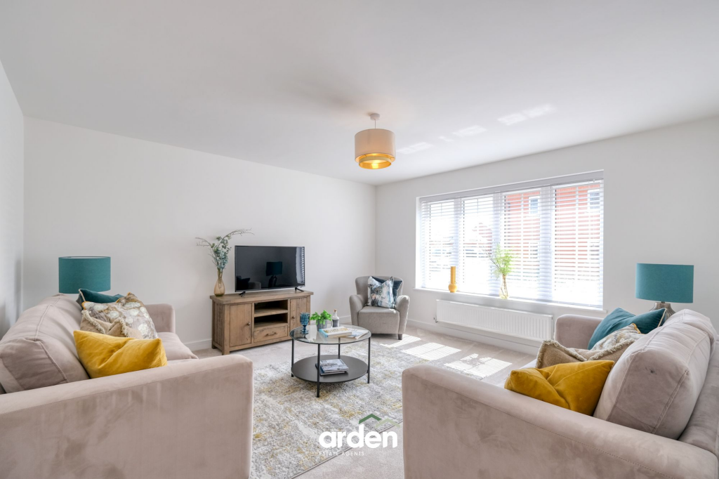 House in Bromsgrove, Friarscroft - View 4
