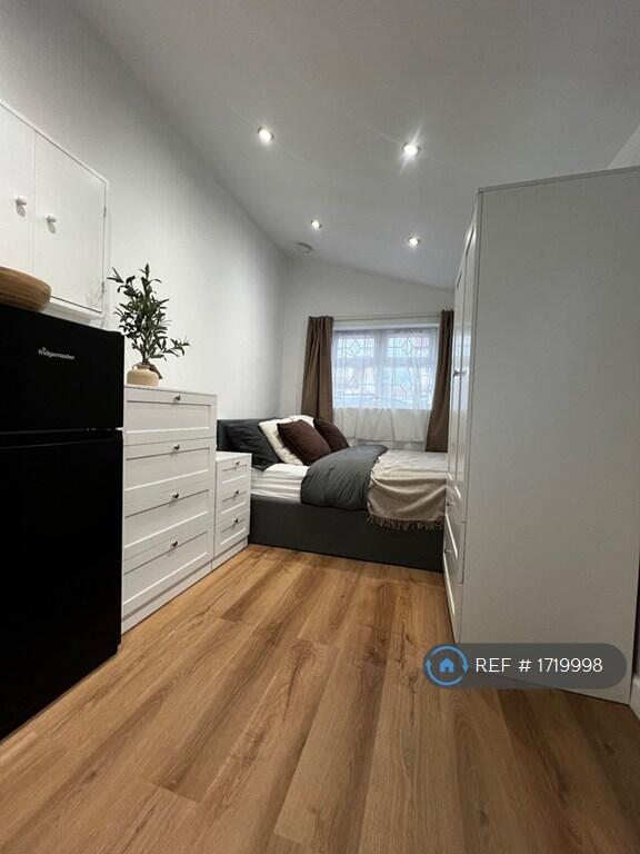 Main image of property: Harwood Avenue, Hornchurch, RM11