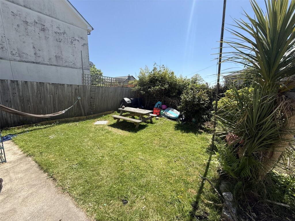 Phernyssick Road, St Austell, PL25 photo 3