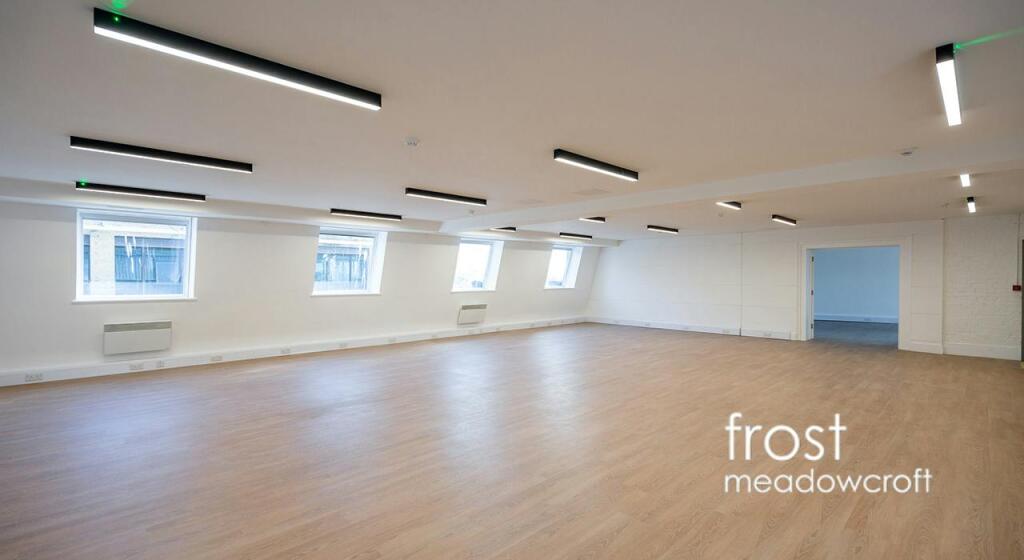 ChelseaWharf Lots Road SW10 office to let 4.jpg