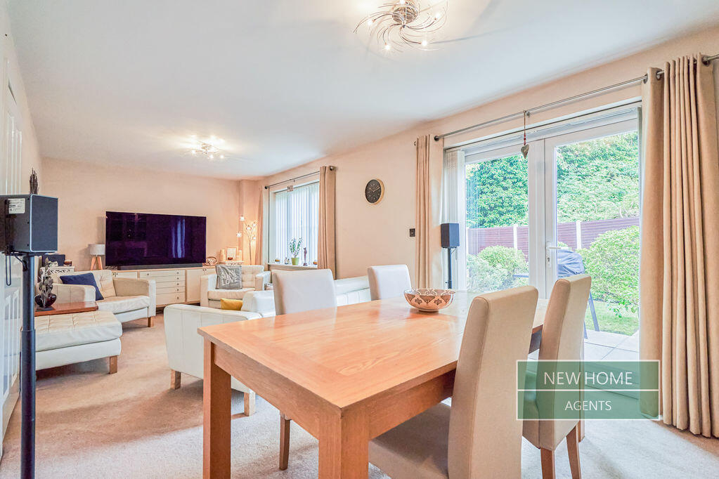 House in South Ribble, Penwortham - View 2