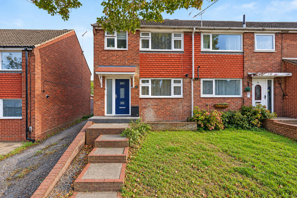 3-bed terraced on Watsons Hill, Sittingbourne, ME10, £270,000