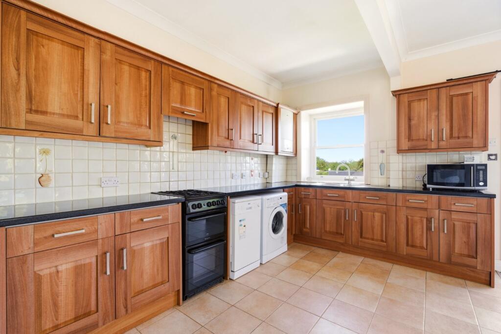 Apartment in St Albans, Colney Heath - View 3