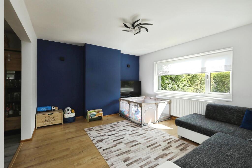House in Worksop, Manton - View 3