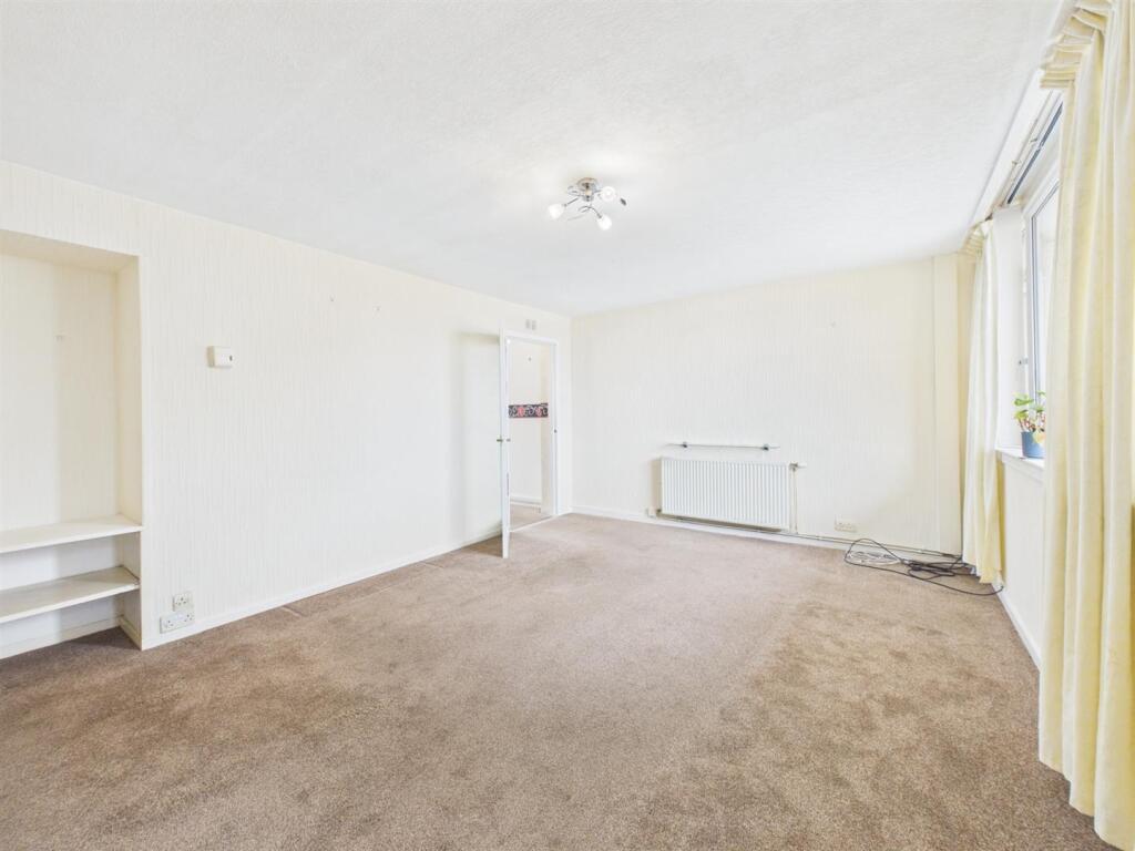 House in Perth - View 3