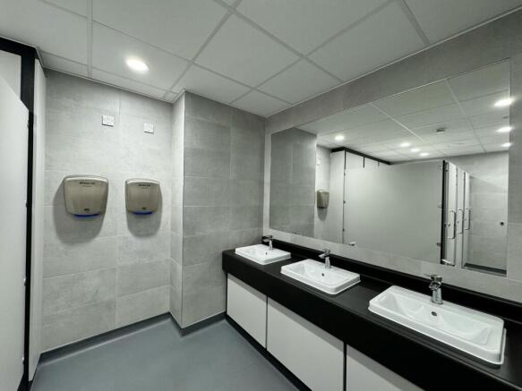 Aero WC.jpeg