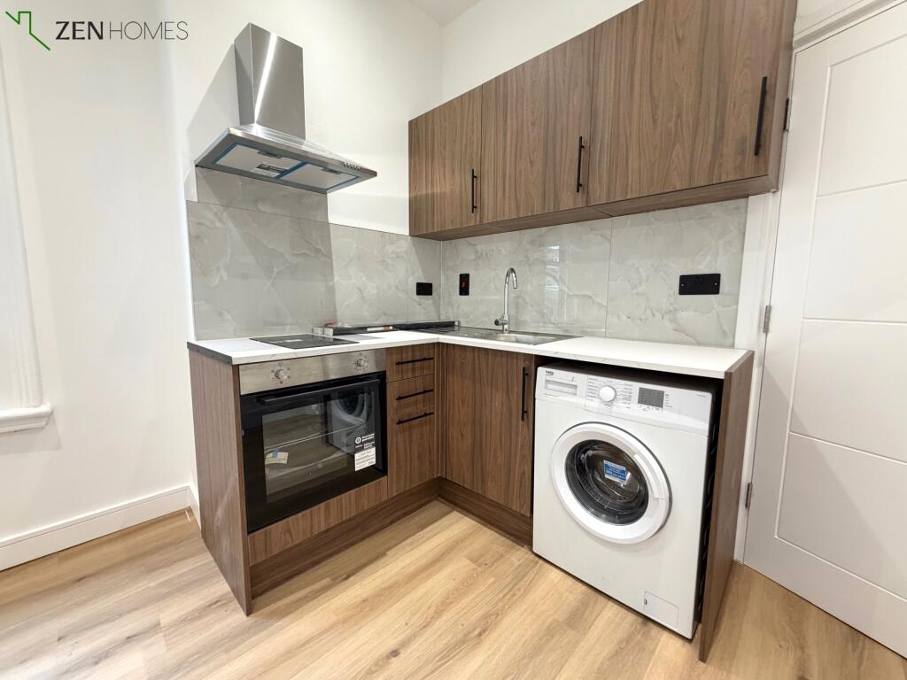 Apartment in London - View 3