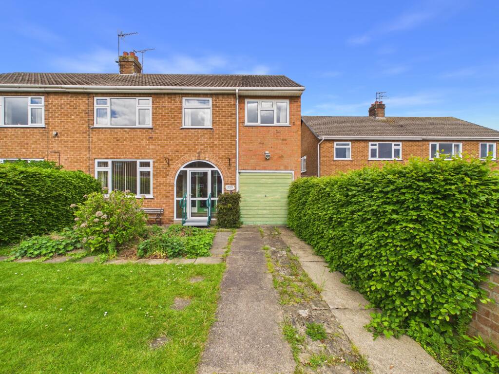 Main image of property: The Mount, Driffield, YO25