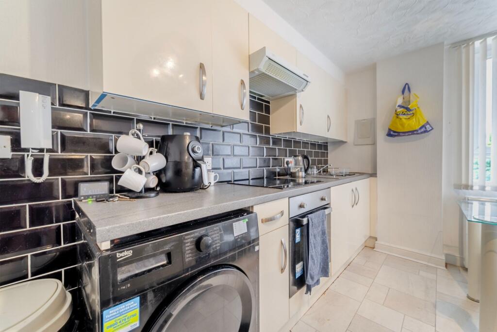 Apartment in Nottingham - More