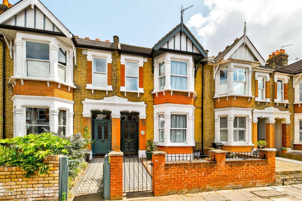 Wanstead Park Avenue, Aldersbrook, Aldersbrook