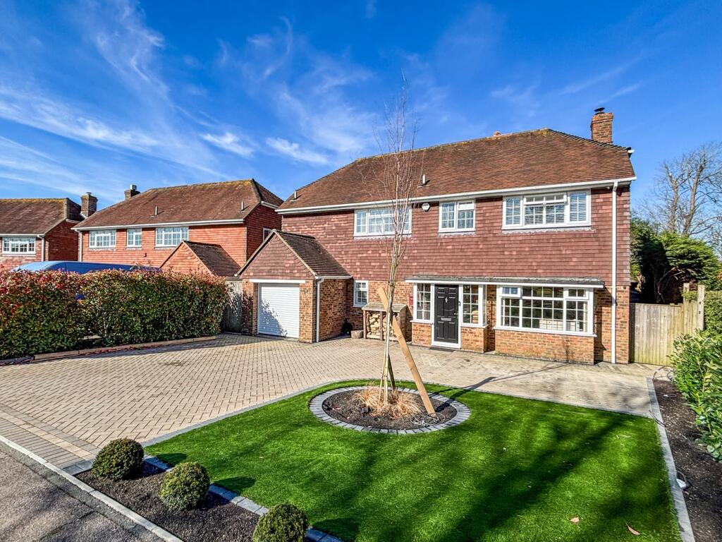 Main image of property: 9 Glengorse, BATTLE, TN33