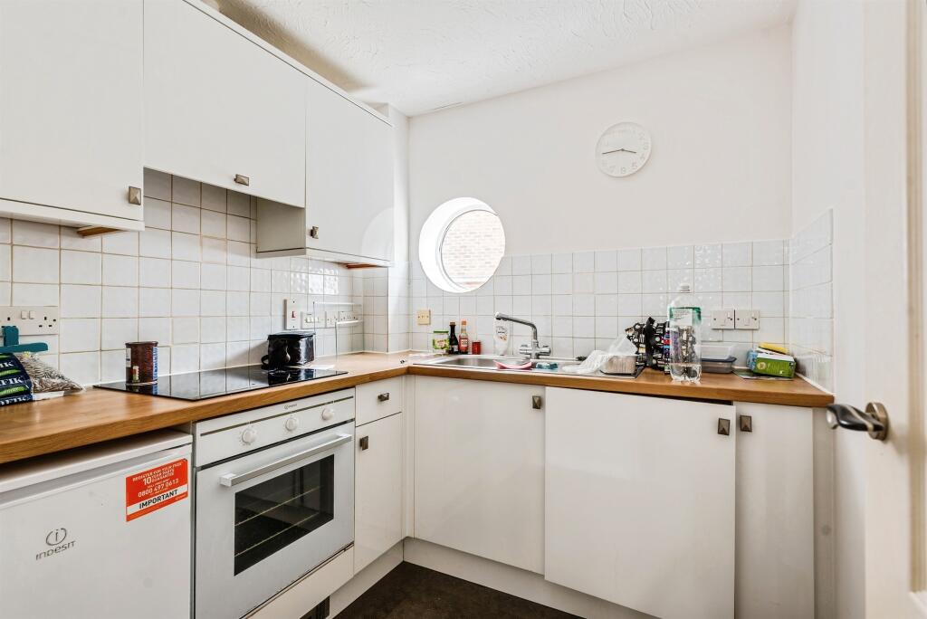 Apartment in Oxford - View 4