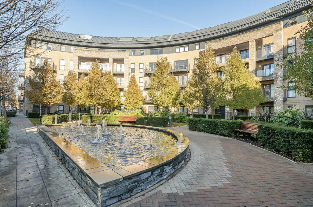 2-bed flat on Royal Court, Stanmore Place, HA7, £400,000