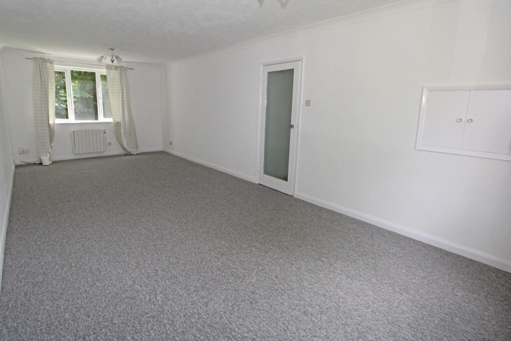 Steepdene, Lower Parkstone, Poole photo 2