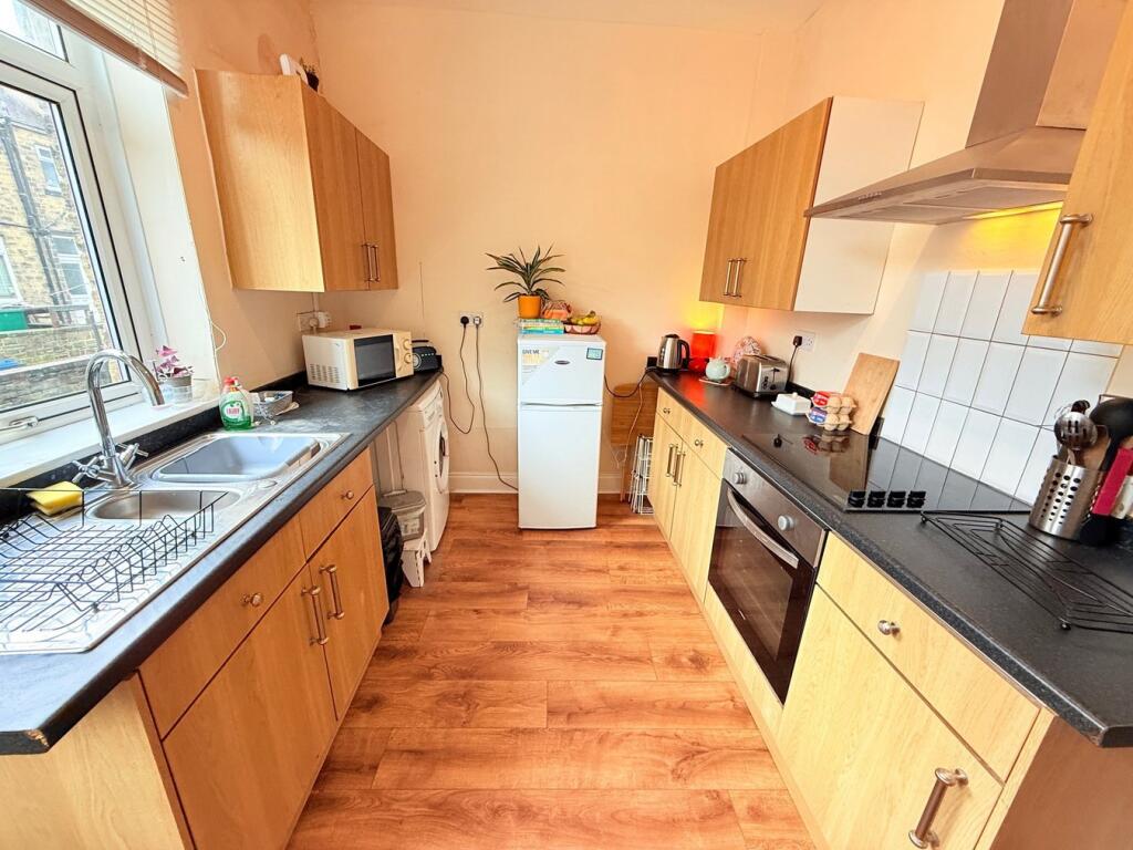 Additional image 3 of Oakroyd Terrace, Baildon, Shipley, BD17