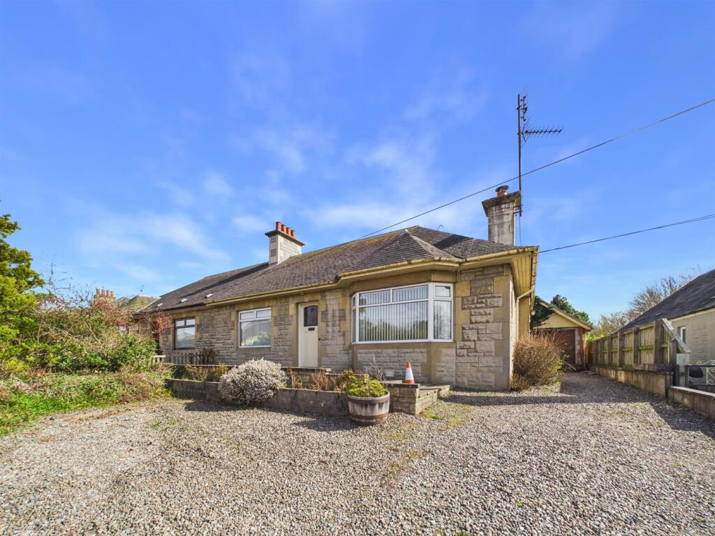 Main image of property: 90 Angus Road, Scone, PH2 6RB