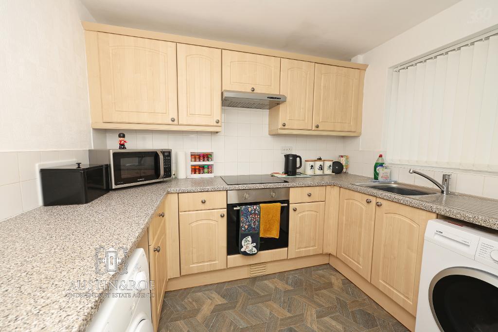 House in Stoke-on-Trent - View 5